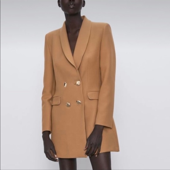 Zara Jackets & Blazers - Bloggers favorite blazer